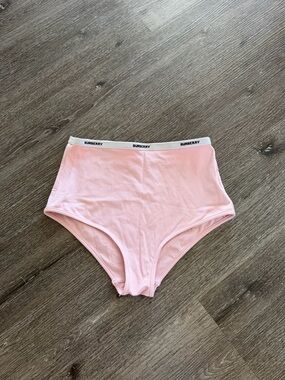 Burberry Light Pink High-Waist Girls' Briefs with Branded Waistband